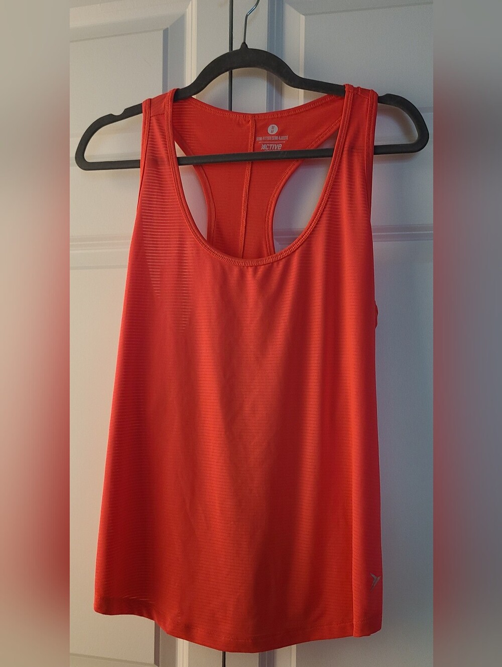 Old Navy Active Orange Racerback Tank Top - Size Medium